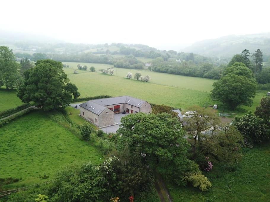 Peregrine Stable Cottage Llandovery Buitenkant foto